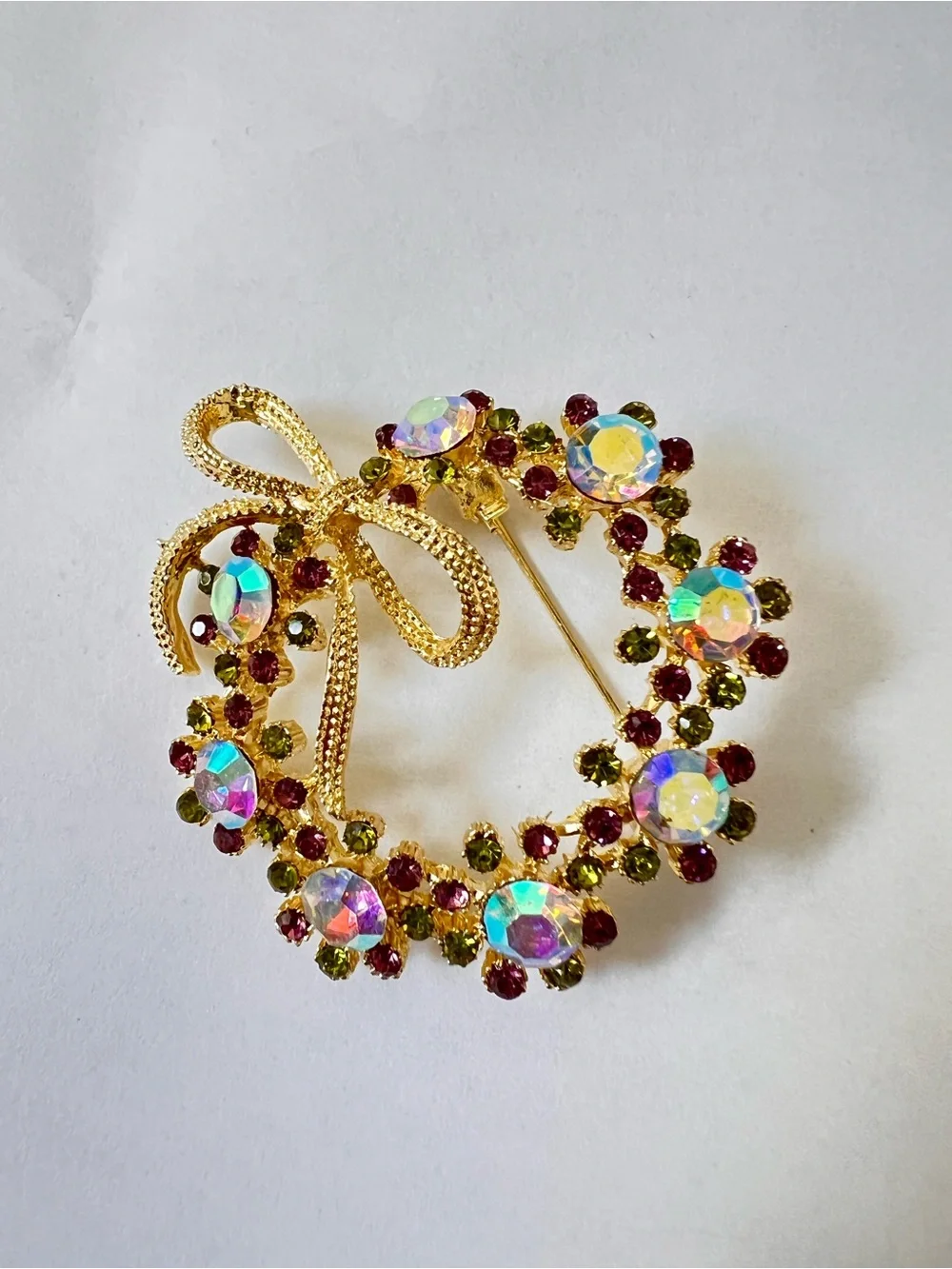 Lot of 3 - Gold-Tone Multi-Color Crystal Wreath Brooches - Women Jewelry